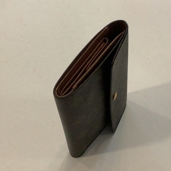 Louis Vuitton Wallet - Picture 4 of 7